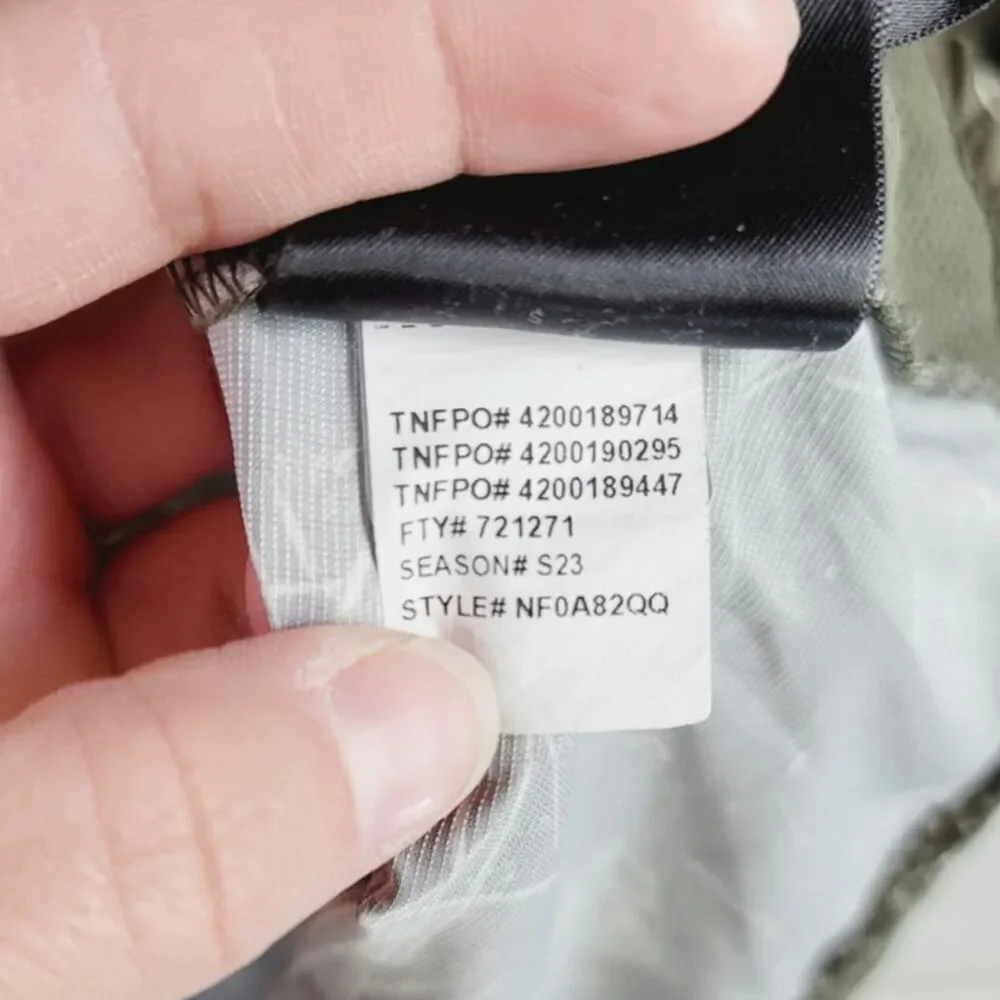 THE NORTH FACE Flyweight Hoodie 2.0 Windbreaker Jacket, sz Medium